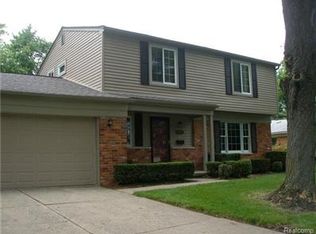 2106 Joanne Dr, Troy, MI
