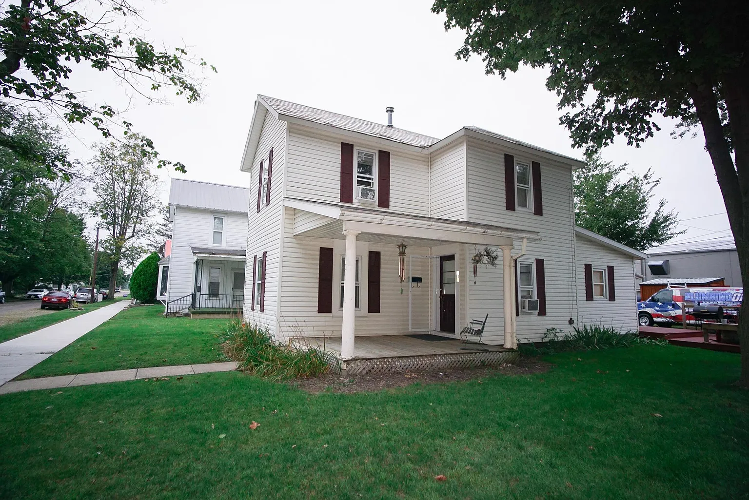 210 N Mulberry St photo 1