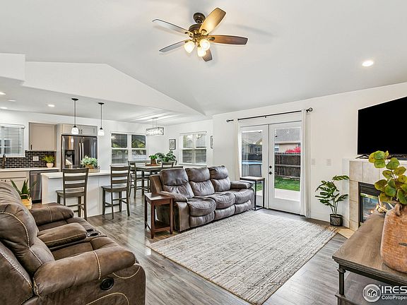 5th image of 1004 Canyon Dr