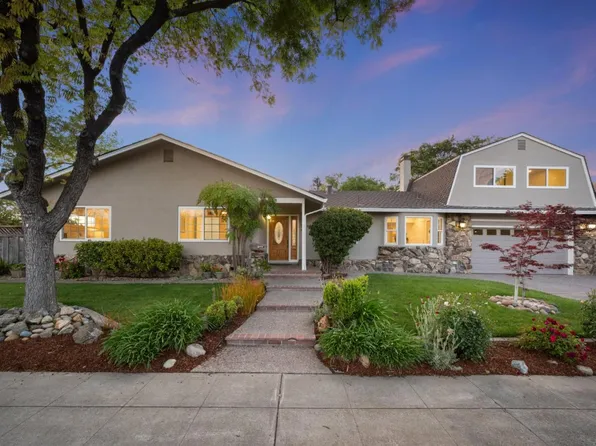 482 Radcliffe Dr, Santa Clara, CA 95051