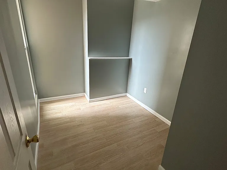 2903 Walbrook Ave — Photo 5