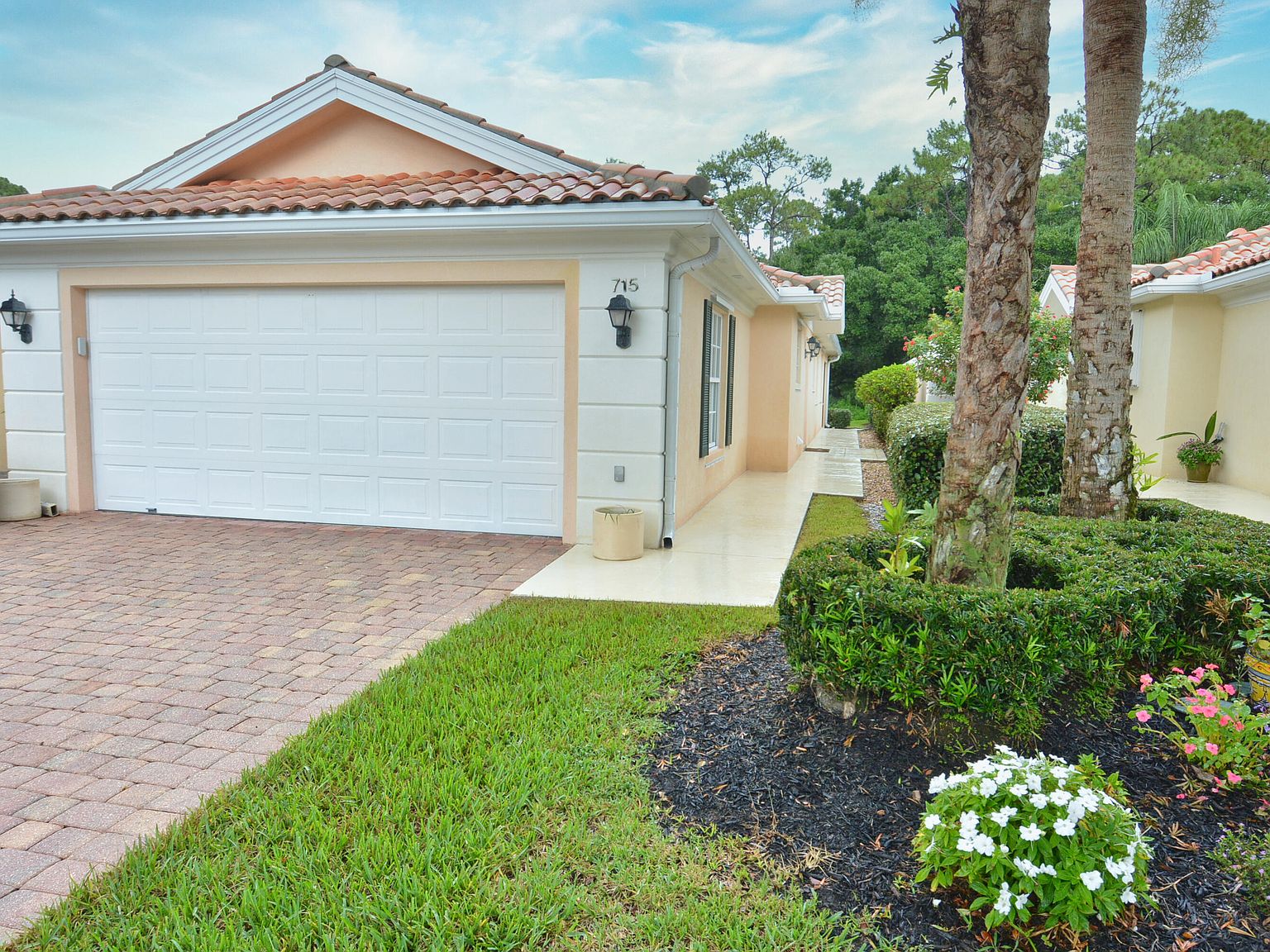 715 SW Balmoral Trace