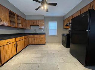 221 W 7th Ave #C, Tarentum, PA 15084