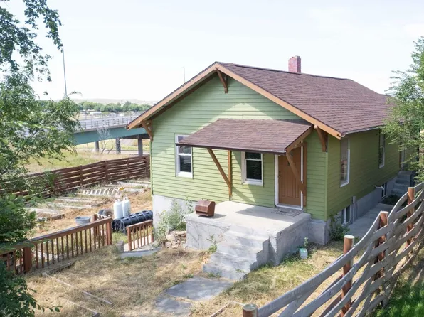 516 S Seneca Ave, Newcastle, WY 82701