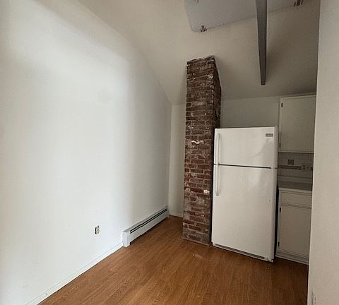 5th image of 2 Church St #3