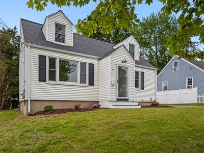 20 Woodlawn Street, West Haven, CT, 06516