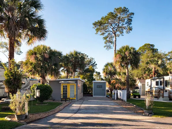 395 Oak Cove Rd, Titusville, FL 32780