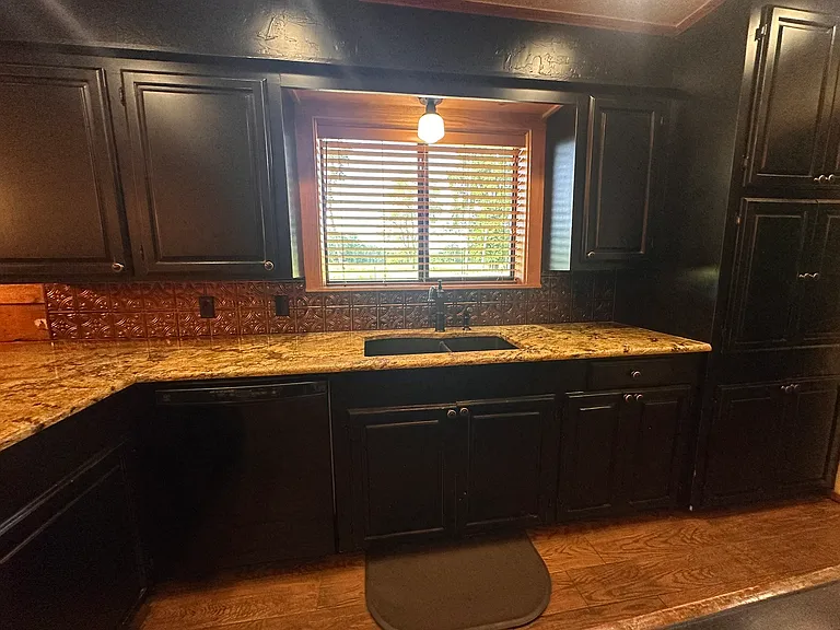 181 NW County Rd #2080 — Photo 9