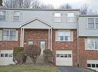 114 Brooke Dr, Venetia, PA 15367