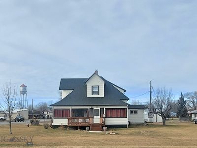 201 N Madison St, Twin Bridges, MT, 59754