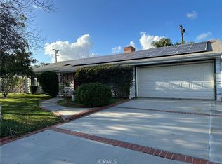 22901 Leonora Dr, Woodland Hills, CA 91367