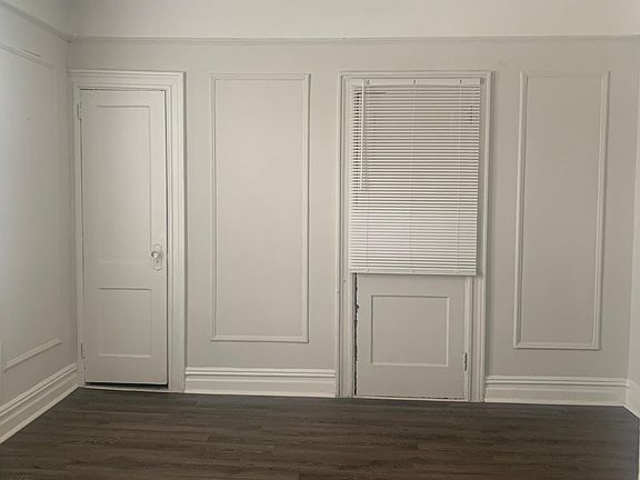4th image of 1602 Benson Ave