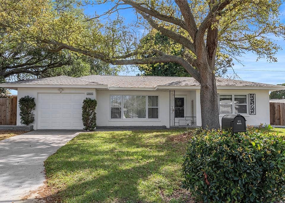1st image of 1365 DOUGLAS DRIVE