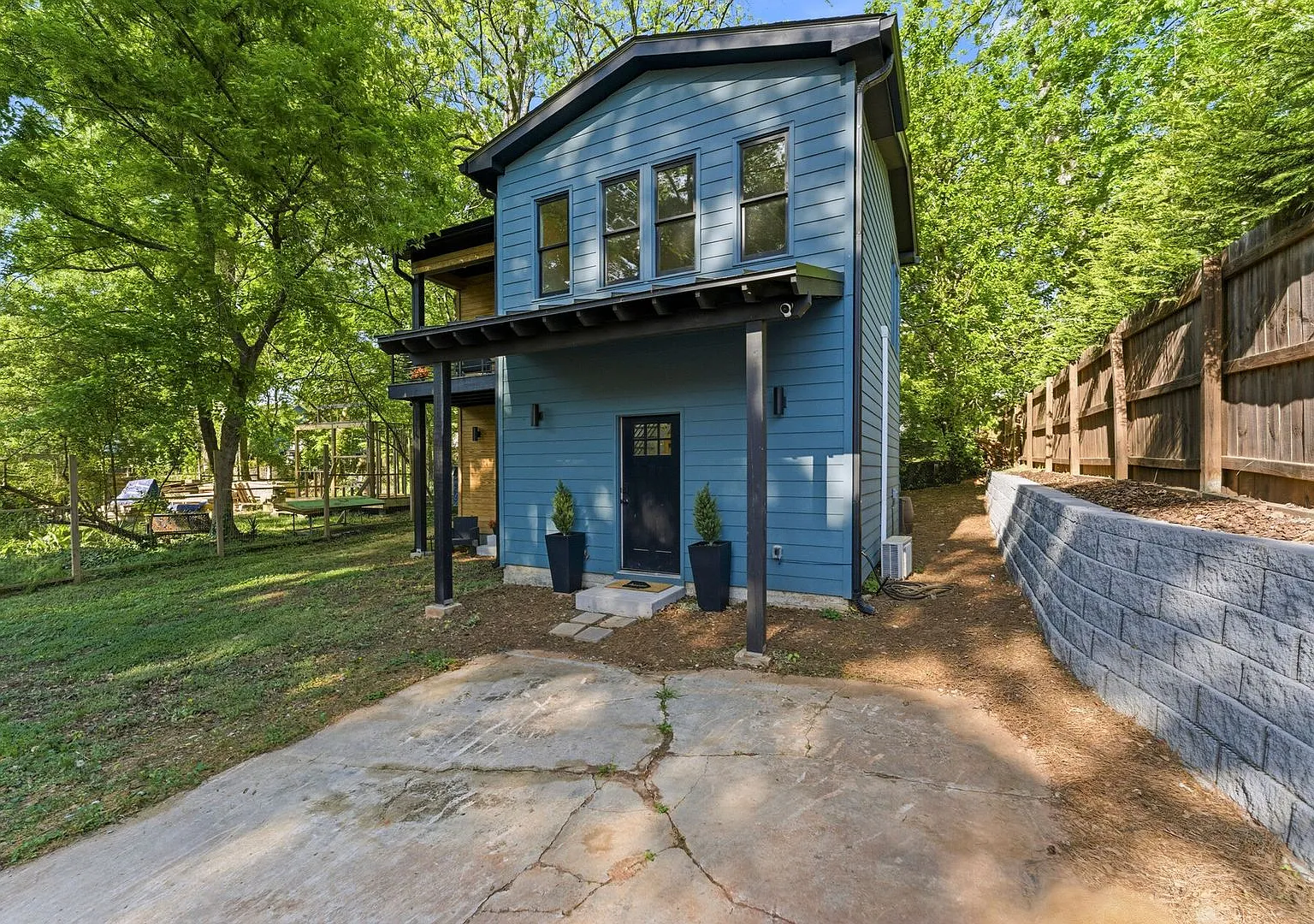 2BR Kirkwood Home - Mins to Downtown ATL, Emory & Decatur — Photo 2