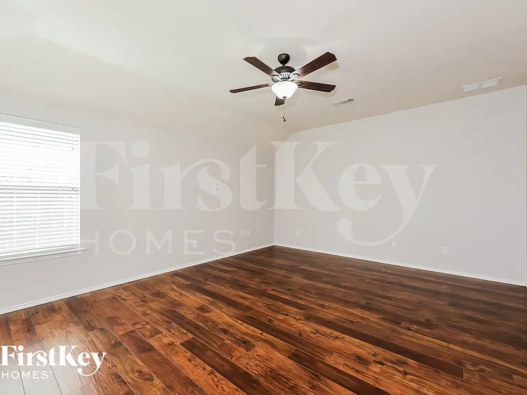8028 Plateau Dr — Photo 8
