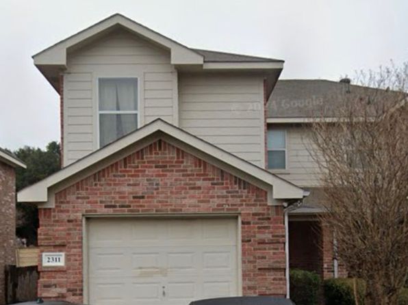 2311 Aldergate Dr