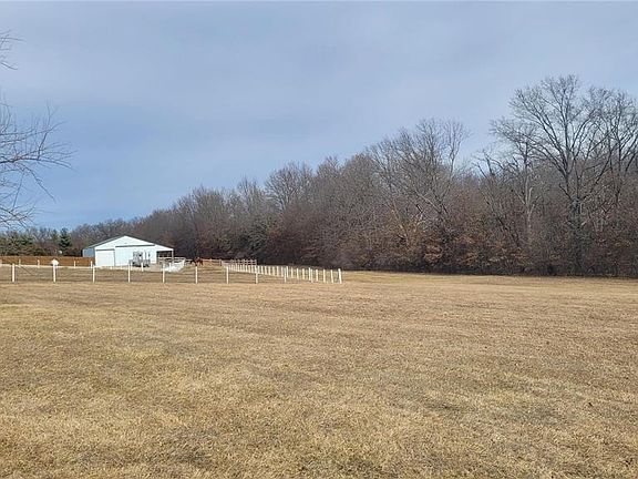 5th image of 12382 Linneman Ln