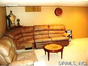 5th image of 1209 Robert Dr