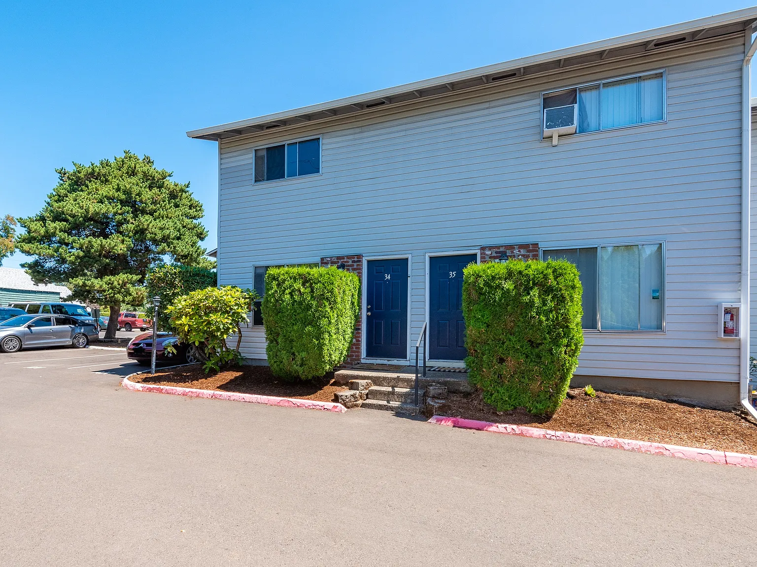 Clipper Ridge Apartments — Photo 2