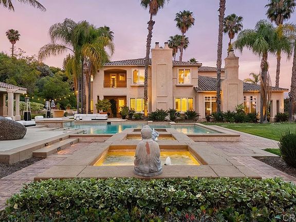 3rd image of 7345 Vista Rancho Ct