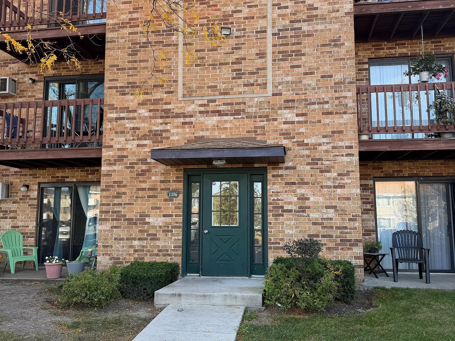 2 bed, 950 sqft, $1,850 — Photo 1
