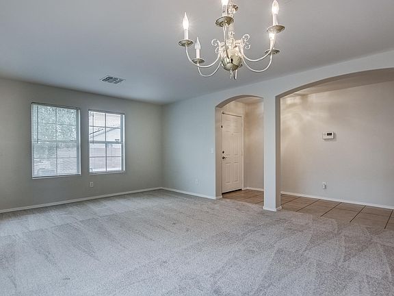 4th image of 43696 W Cale Dr