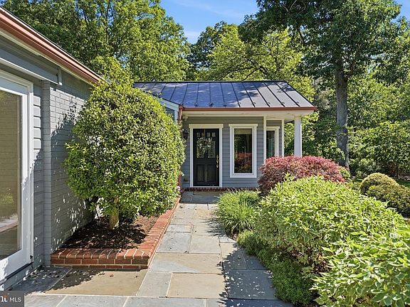 5th image of 11744 Stuart Mill Rd