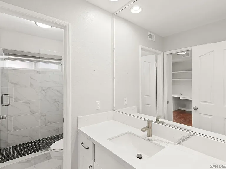 1068 Pacific Hill St — Photo 55