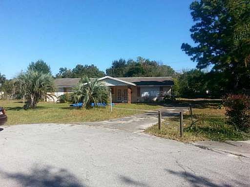 2nd image of 1197 Acorn Ct