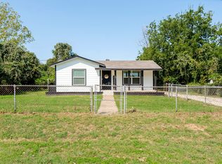205 Oregon Ave, Azle, TX 76020