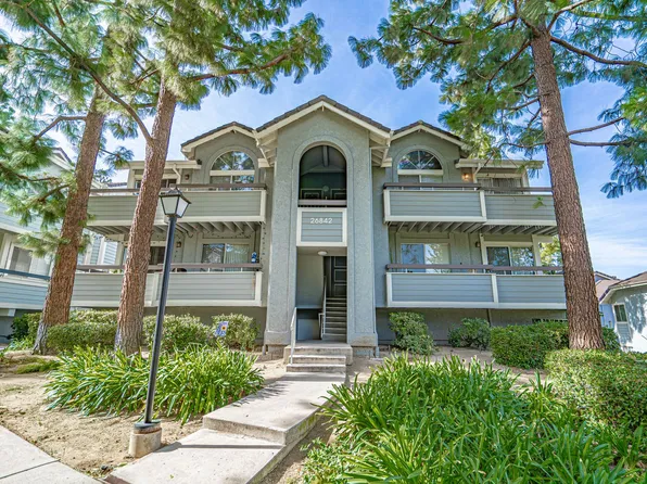 26842 Claudette St Unit 204, Santa Clarita, CA 91351