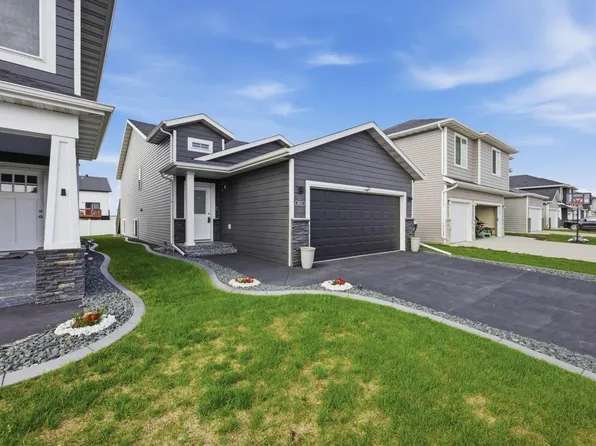 1571 67th Ave S, Fargo, ND 58104