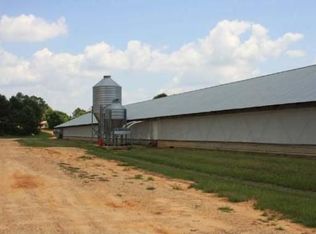 692 Horseshoe Rd, Mount Olive, MS 39119