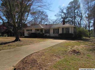 1305 Morningside Ct SE, Decatur, AL 35601