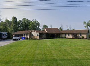 5880 Donner Rd, Lockport, NY 14094