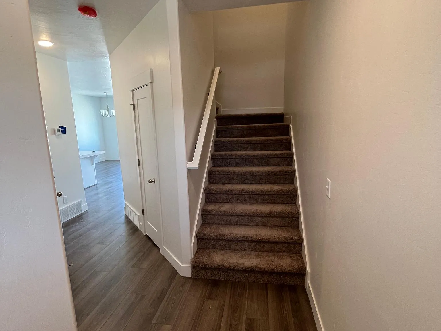 4 bed, 2.5 bath, 2365 sqft, $2,150 — Photo 3