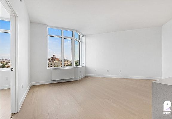 2nd image of 3620 Steinway St APT 503
