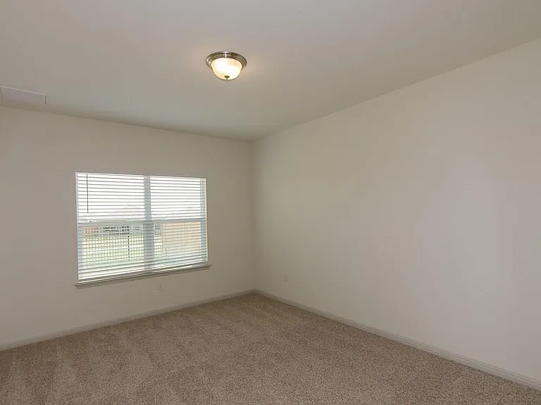 409 Otto Ave — Photo 12