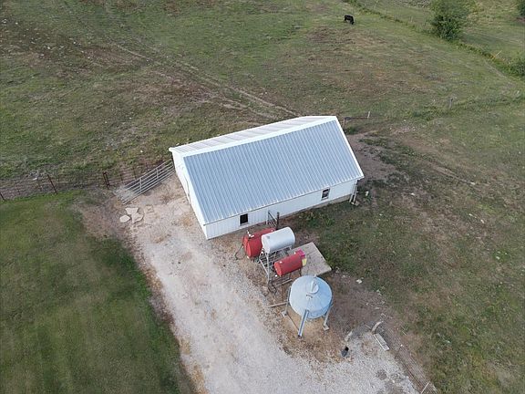 5th image of 28634 195th St