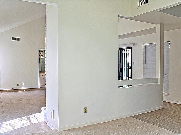 2nd image of 6010 Fairview Forest Dr
