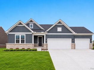 50649 Crusader Dr, Macomb, MI 48044