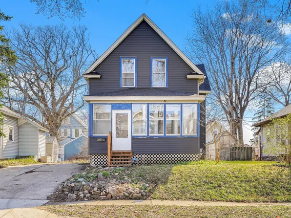 990 Como Pl, Saint Paul, MN 55103