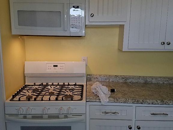 2nd image of 71 Strawberry Hill Ave APT 1112
