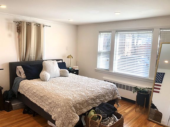 4th image of 177 Faneuil St #1