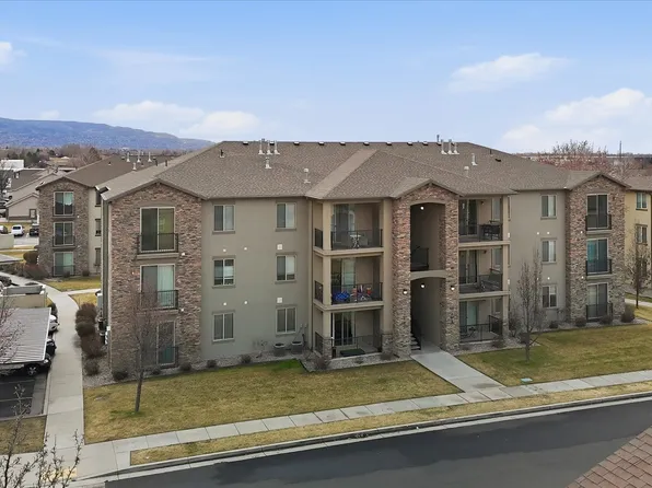 281 W 650 N APT B, Centerville, UT 84014