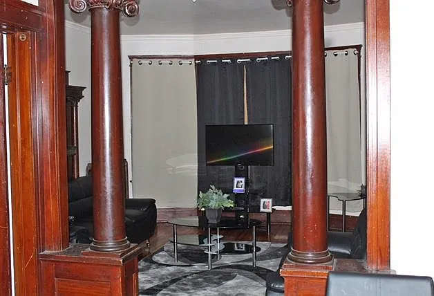 12 Kent St #2 — Photo 3