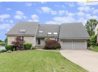 321 NW Woods Chapel Rd, Lees Summit, MO 64064