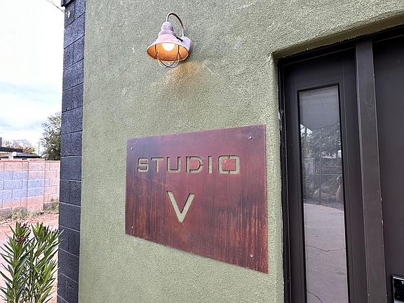 3rd image of 1230 E Virginia Ave