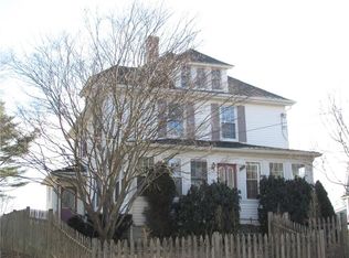 64 Woonsocket Hill Rd, North Smithfield, RI 02896