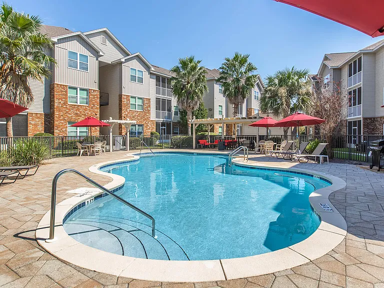 Crosswinds Apartments — Photo 15